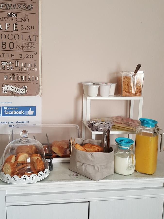 ルッカ Il Linchetto Bed & Breakfast エクステリア 写真